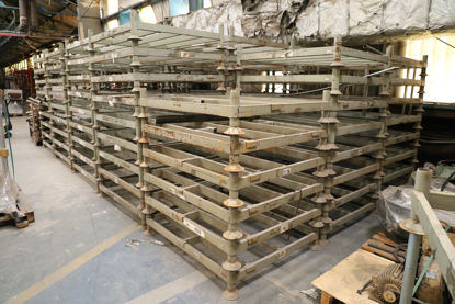 Imagem de Lote com 154 rack porta-pallet desmontável