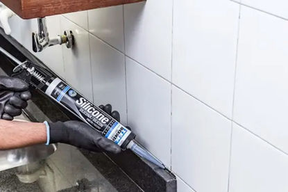 Imagem de 17000016157 - ADESIVO - SILIC 256G PRETO - TEKBOND