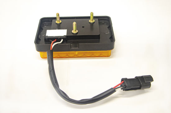 Imagem de 3345409 - LANTERNA - RETANG LED 12/24V - FORTRACTOR PARTS